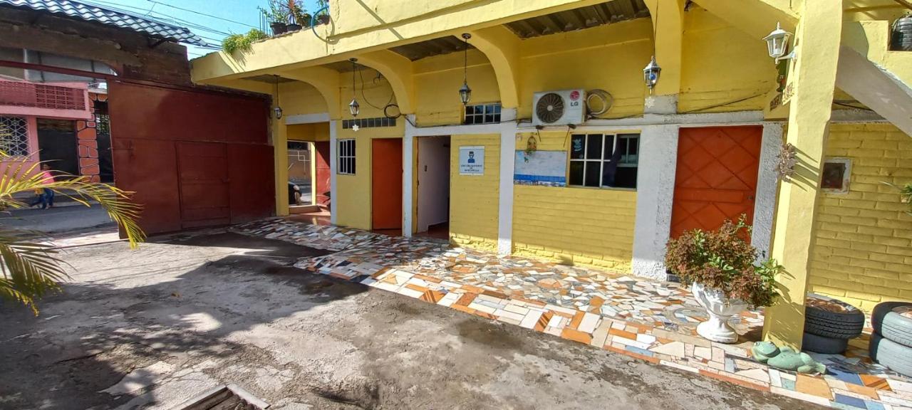 Hostal Santa Marta Ла-Уньон Экстерьер фото