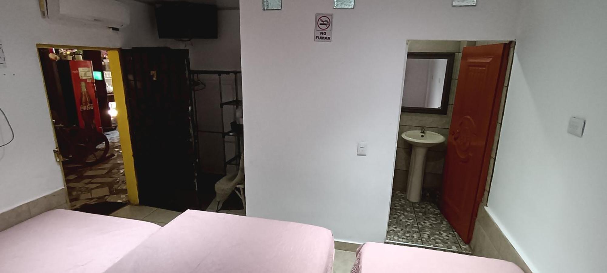 Hostal Santa Marta Ла-Уньон Экстерьер фото
